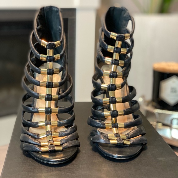 Vince Camuto heels - Picture 6 of 10